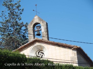 Capella situada en terrenys de la Torre Albertí – Llagostera