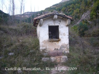 cami-al-castell-de-blancafort-capella-de-sant-francesc-091012_501