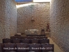 Ermita de Sant Joan de Maldanell – Maldà - Fotografia de l'interior de l'ermita, aconseguida introduint l'objectiu de la màquina de fotografiar a través d'una petita obertura que hi ha a la porta d'entrada.