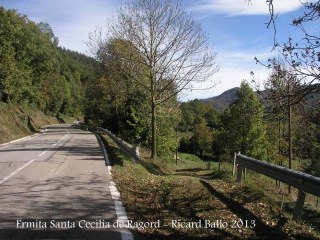 Inici camí a peu a l'ermita de Santa Cecília