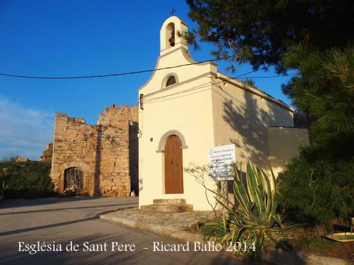 Església de Sant Pere – Aiguamúrcia - A l'esquerra de la fotografia hi apareix la torre de Les Destres
