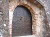 Església de Sant Pere del castell–Gelida-Una altra porta d\'entrada.