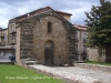 Sant Joan de les Abadesses - Església de Sant Pol- Part interior de la façana davantera.9