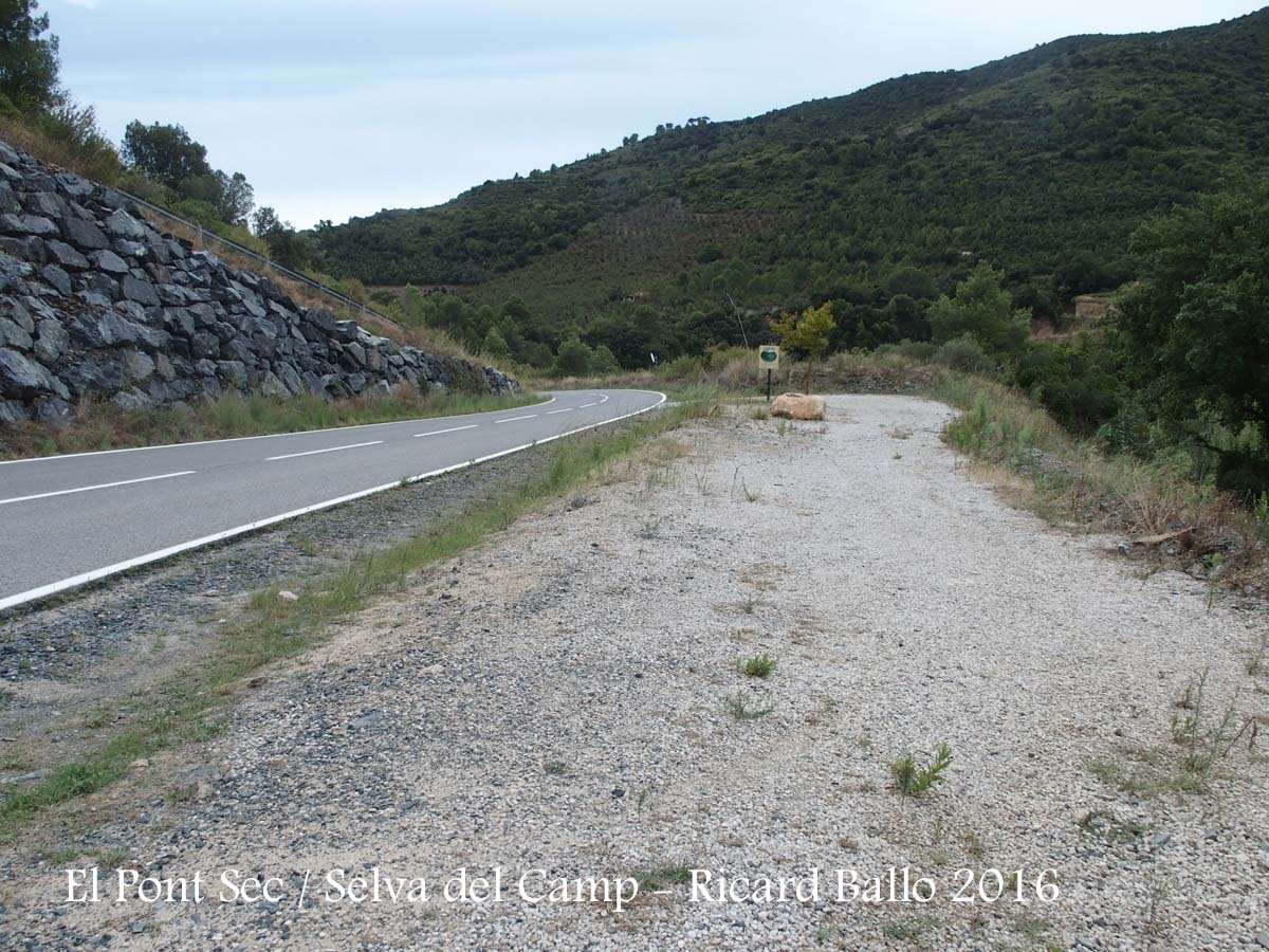 El Pont Sec – Selva del Camp - Zona de pàrking