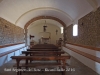 Ermita de Sant Segimon del Bosc – Sant Feliu de Buixalleu - Imatge aconseguida situant l'objectiu de la màquina de retratar pel bell mig de la reixeta de ferro de la porta d'entrada a l'església.