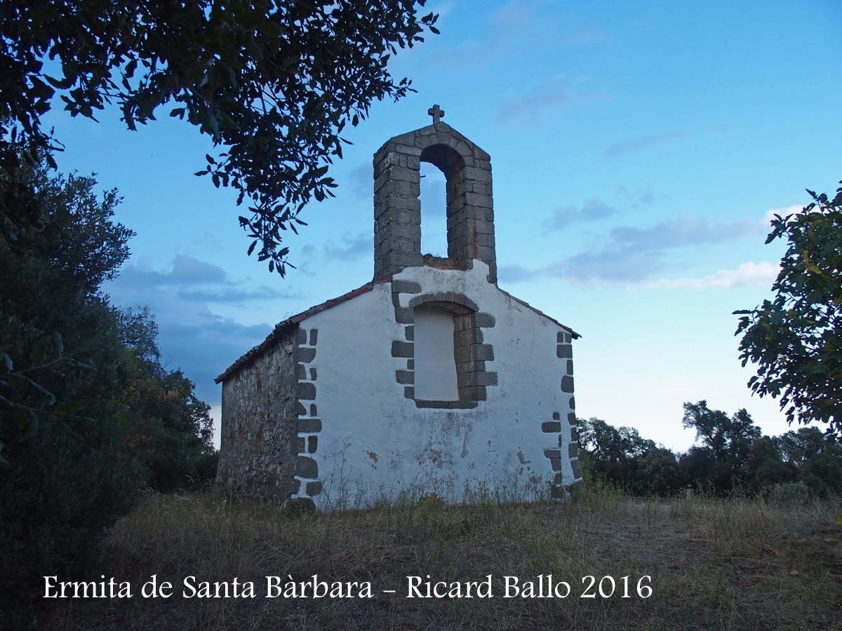 Ermita de Santa Bàrbara – Sant Feliu de Buixalleu