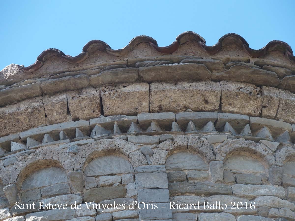 Església de Sant Esteve de Vinyoles d’Orís – Masies de Voltregà