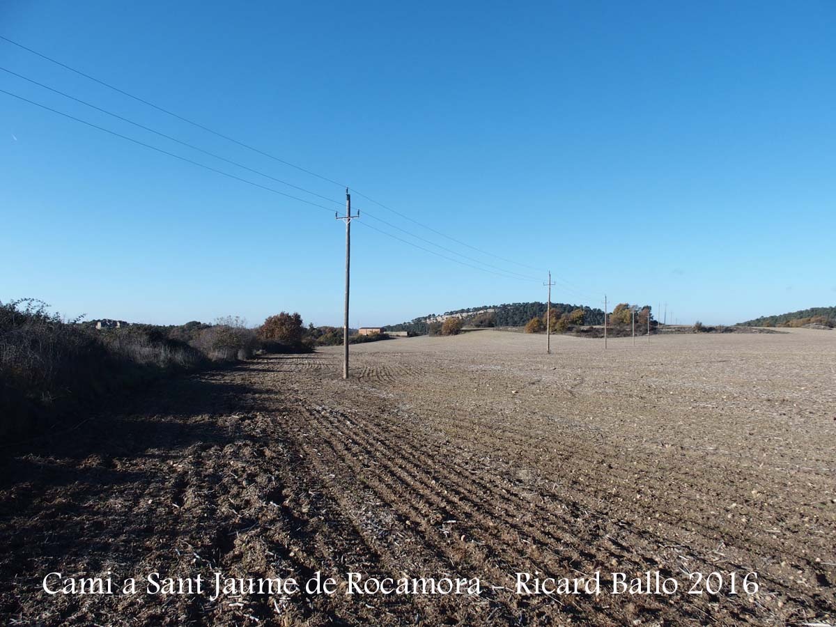 Camí a l'Església de Sant Jaume de Rocamora – Pontils