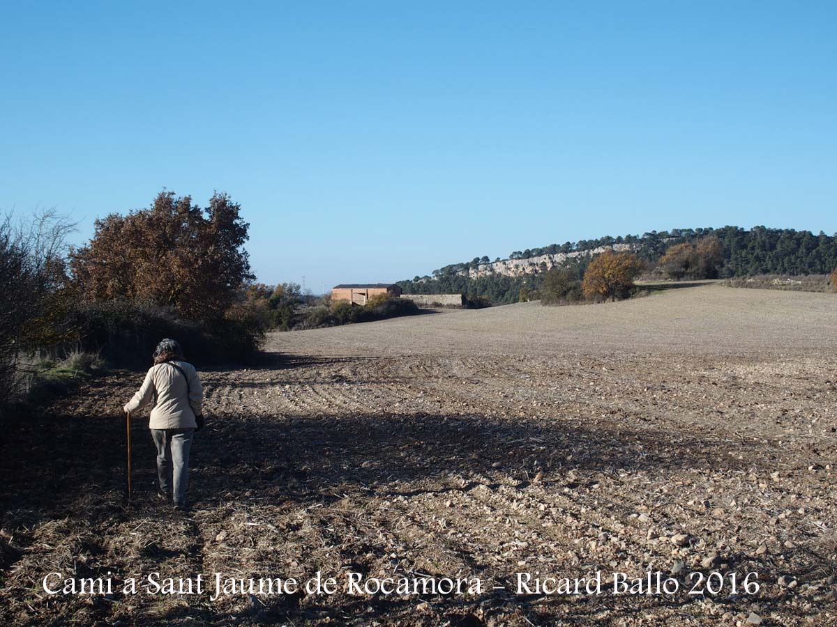 Camí a l'Església de Sant Jaume de Rocamora – Pontils