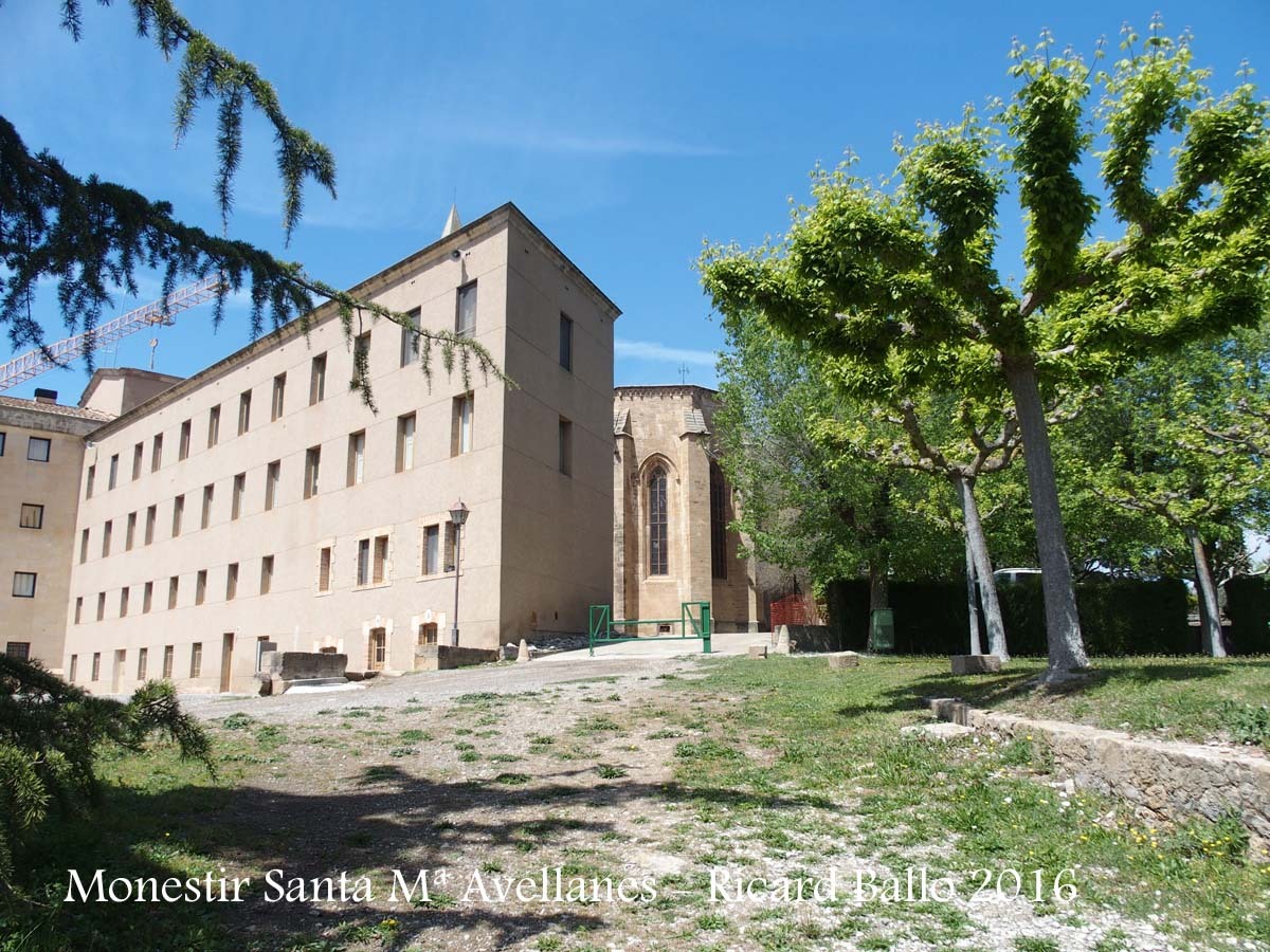 Monestir de Santa Maria de Bellpuig de les Avellanes - Os de Balaguer