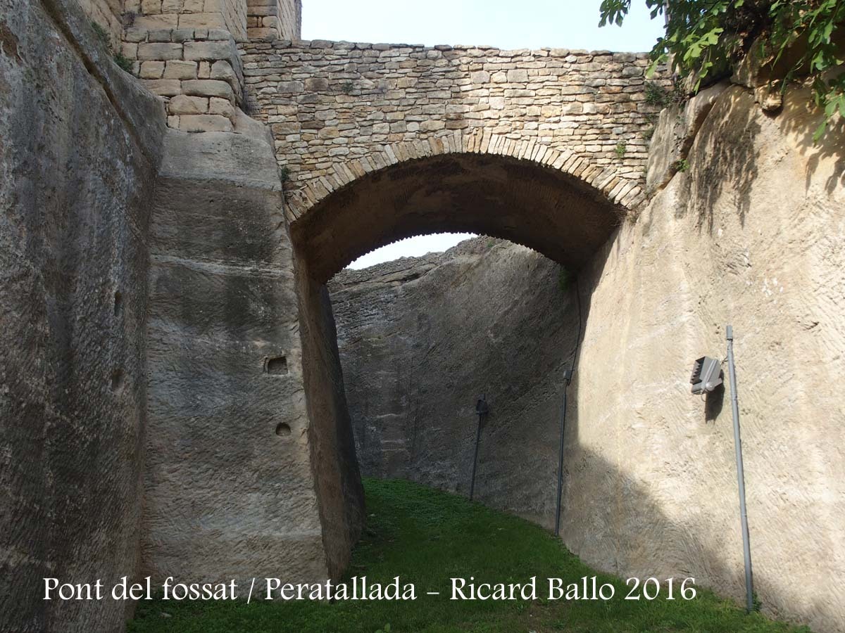 Pont del fossat – Peratallada