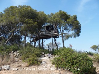Camí que puja al Santuari de Gràcia – Sitges / "La cabanya del tio Tom"