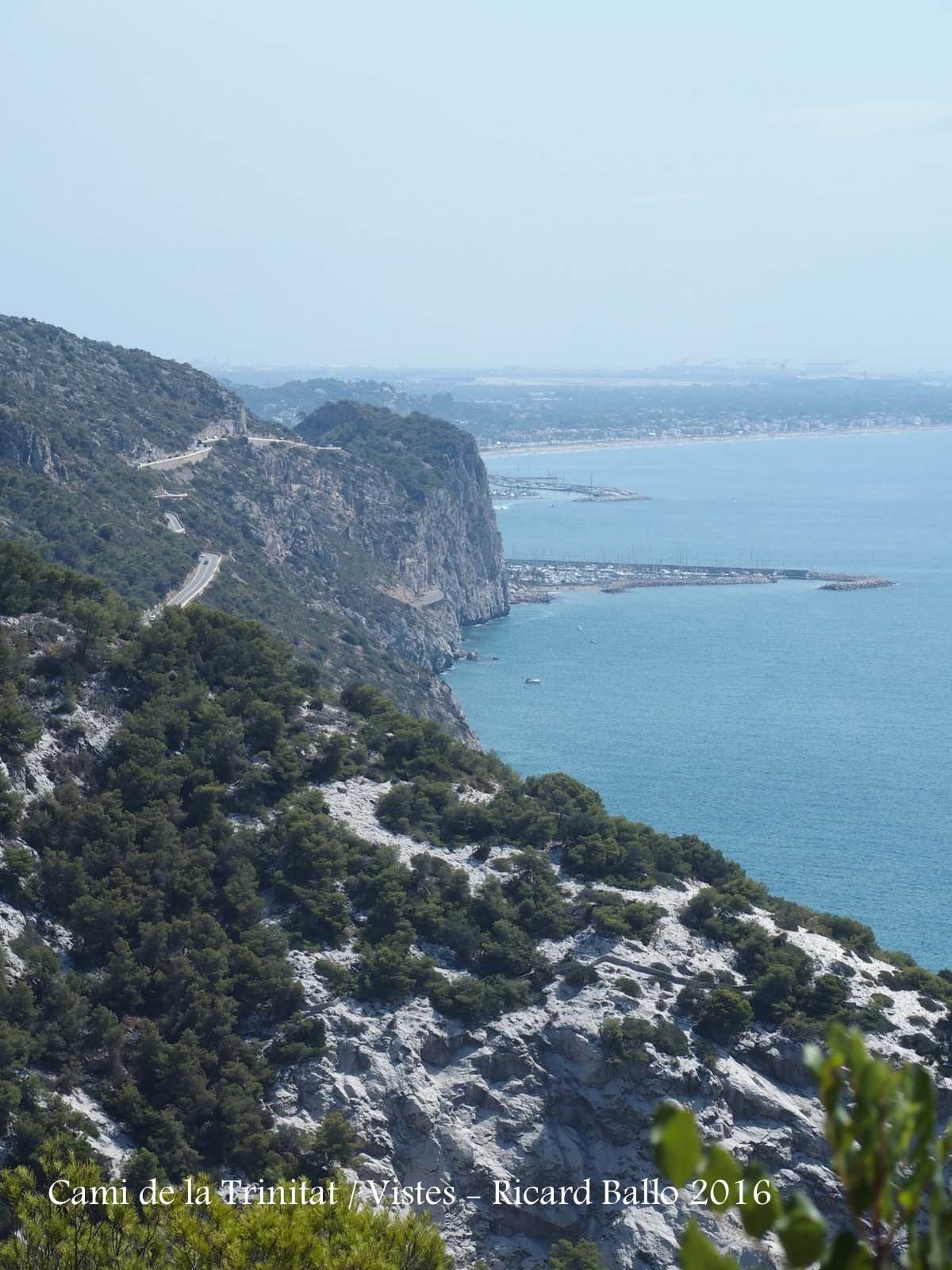 Vistes des del camí de la Trinitat