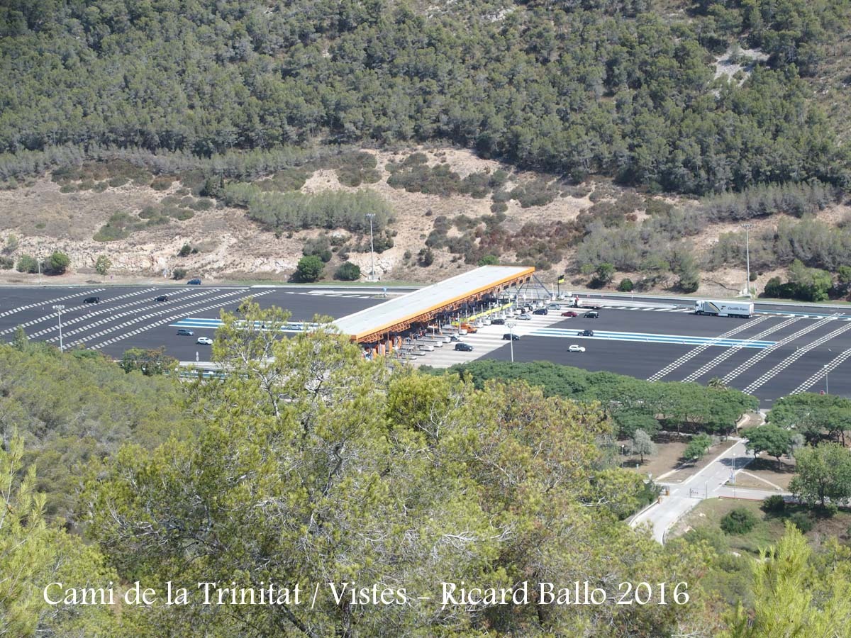 Vistes des del camí de la Trinitat