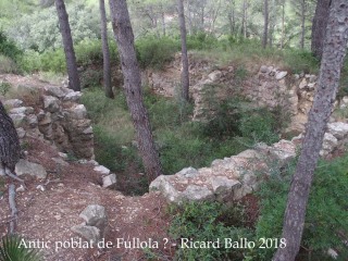 Torre de Fullola - Tortosa - 2018 Possibles restes del poblat ?