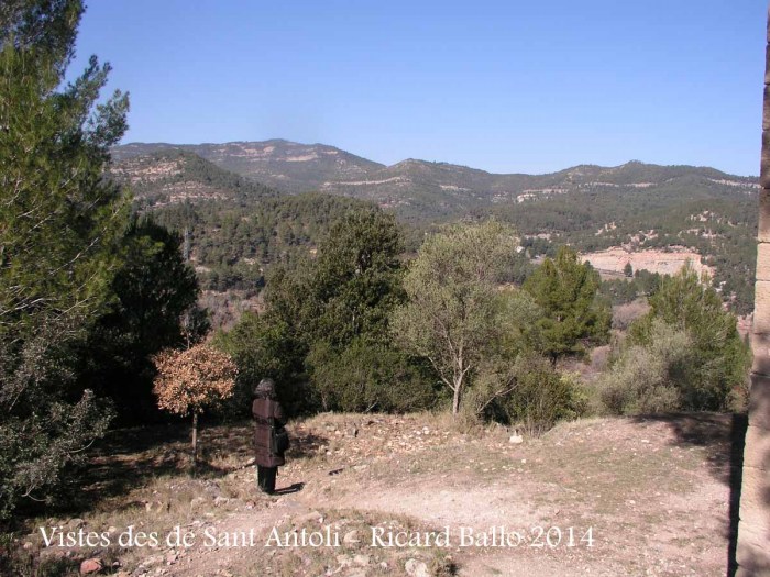 Vistes des del camí d'accés a la capella de Sant Antolí – Monistrol de Montserrat