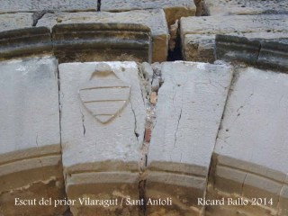 Capella de Sant Antolí – Monistrol de Montserrat - Escut del prior Vilaragut
