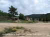 Capella de Santa Eulàlia de Pomanyons – La Baronia de Rialb - En primer terme, a l'esquerra, el dolmen de Sòls de Riu.