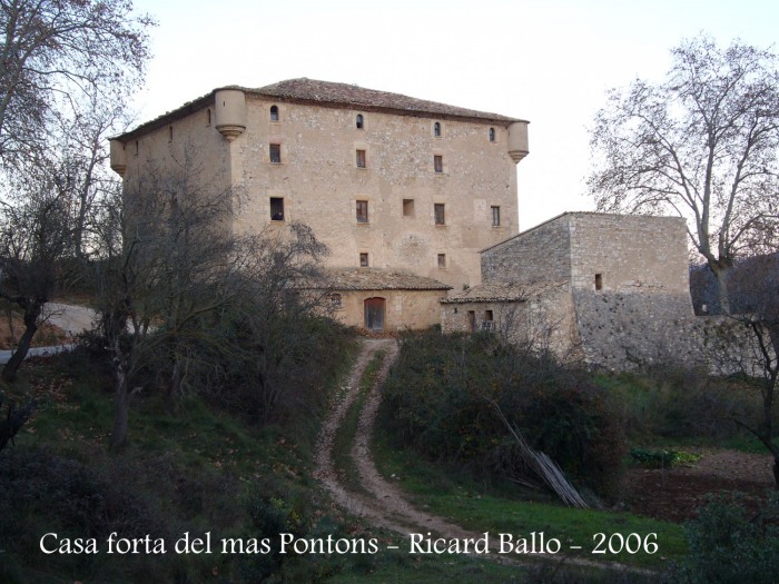 Casa forta del Mas Pontons