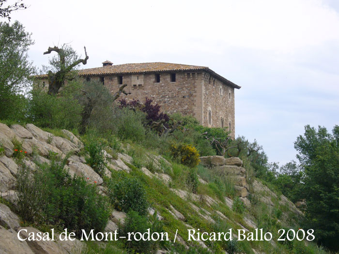 casal-de-mont-rodon_tona-080531_504