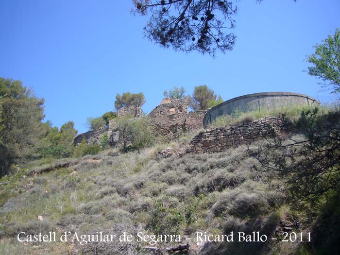 castell-daguilar-de-segarra-110701_504