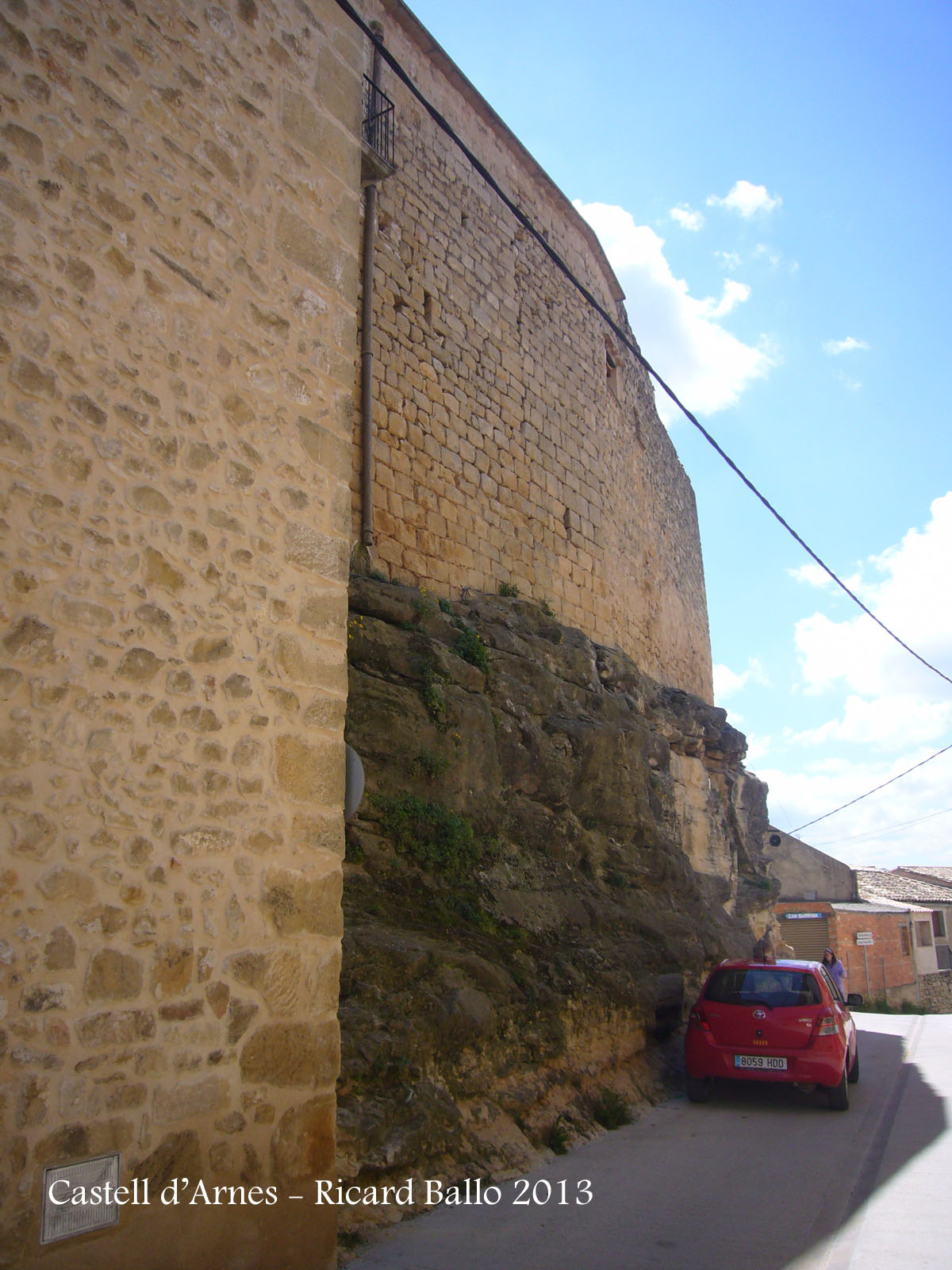 Castell d'Arnes