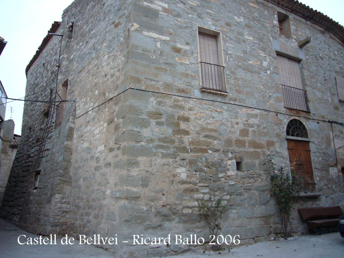 castell-de-bellvei-061202_513