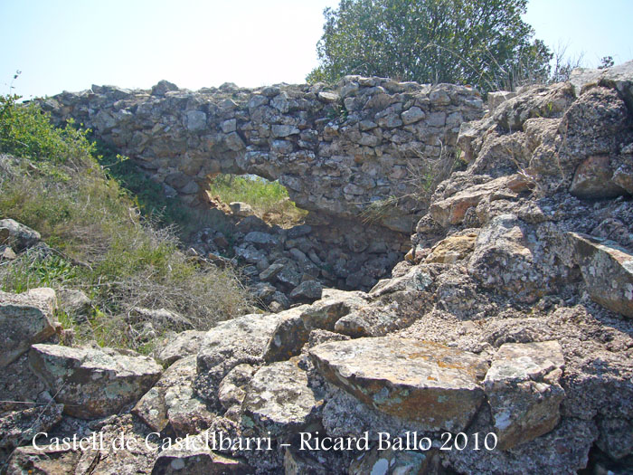 castell-de-castellbarri-100410_516bis