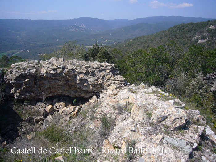 castell-de-castellbarri-100410_528