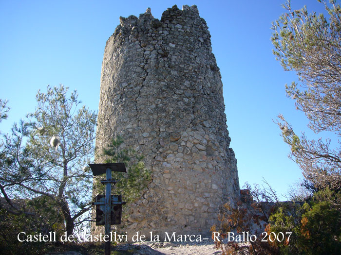 castell-de-castellvi-de-la-marca-070113_501