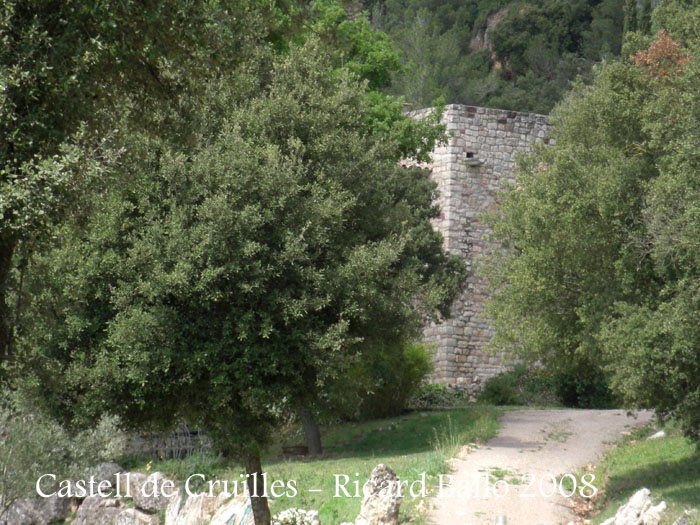 castell-de-cruilles-080429_703