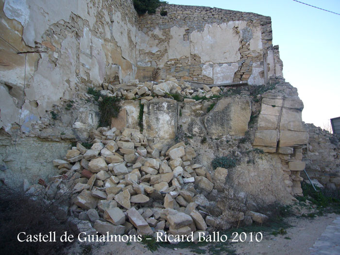 castell-de-guialmons-100327_515