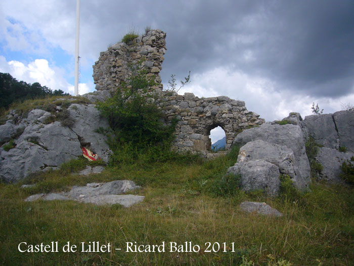 castell-de-lillet-110728_501