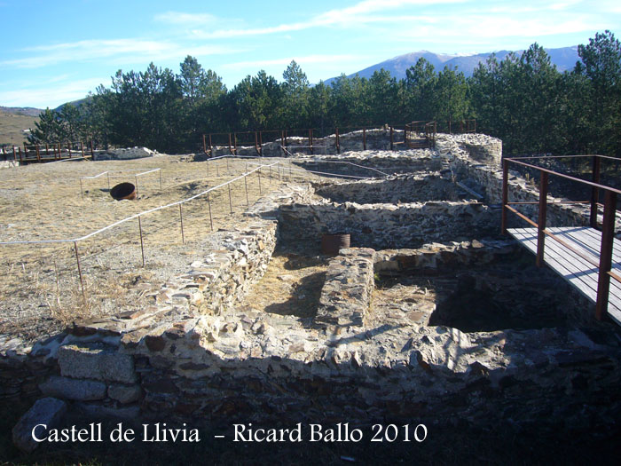 castell-de-llivia-101104_544