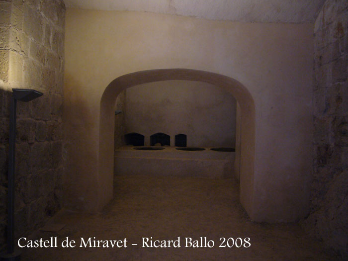 castell-de-miravet-080912_610