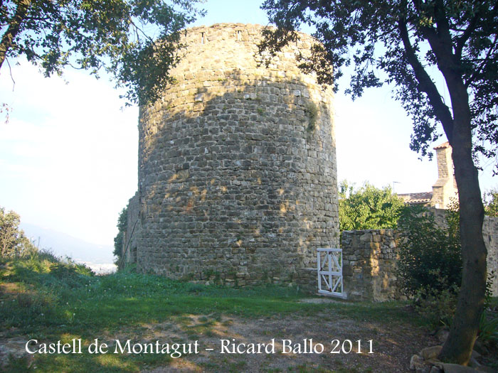 castell-de-montagut-la-garrotxa-110909_506bis