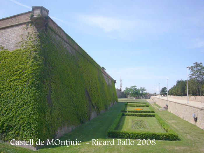 castell-de-montjuic-080506_506