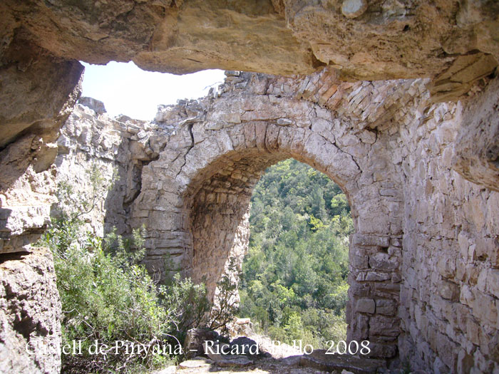 castell-de-pinyana-080426_526