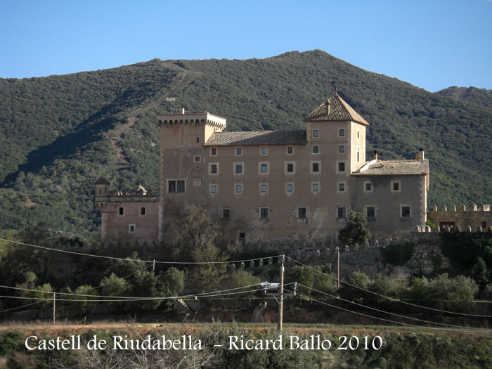 castell-de-riudabella-100401_711