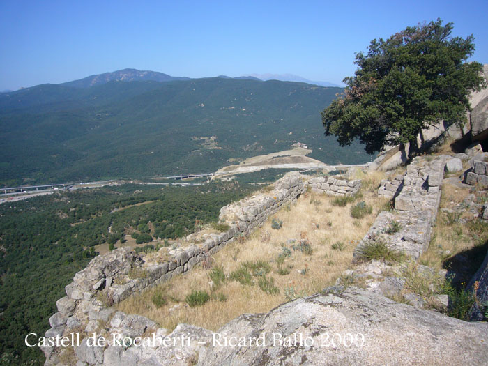 castell-de-rocaberti-090805_546