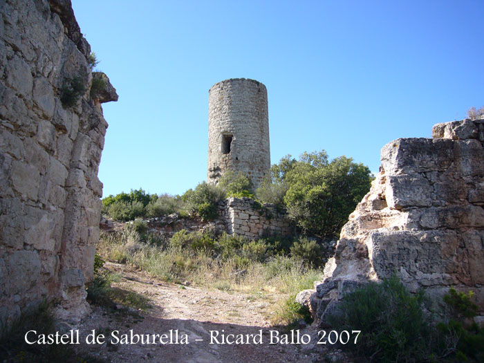 castell-de-saburella-070602_513