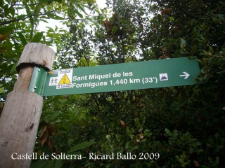 Camí d'accés al castell de Solterra