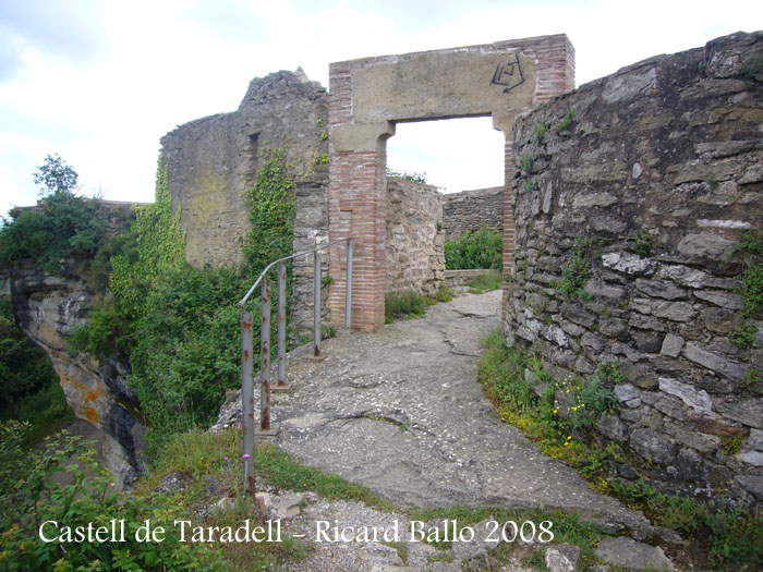 castell-de-taradell-080614_560