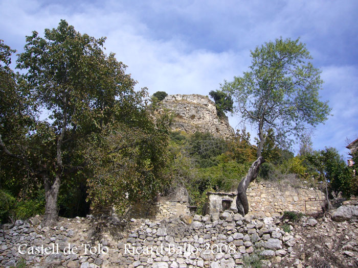 castell-de-tolo-081011_501