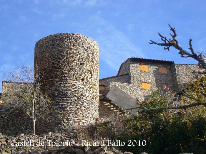 castell-de-toloriu-101111_515