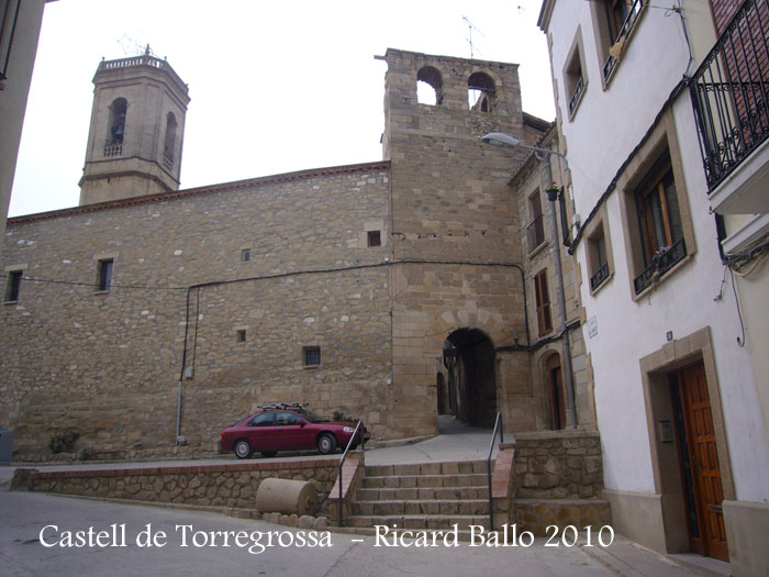 castell-de-torregrossa-100403_502