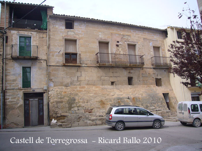 castell-de-torregrossa-100403_514