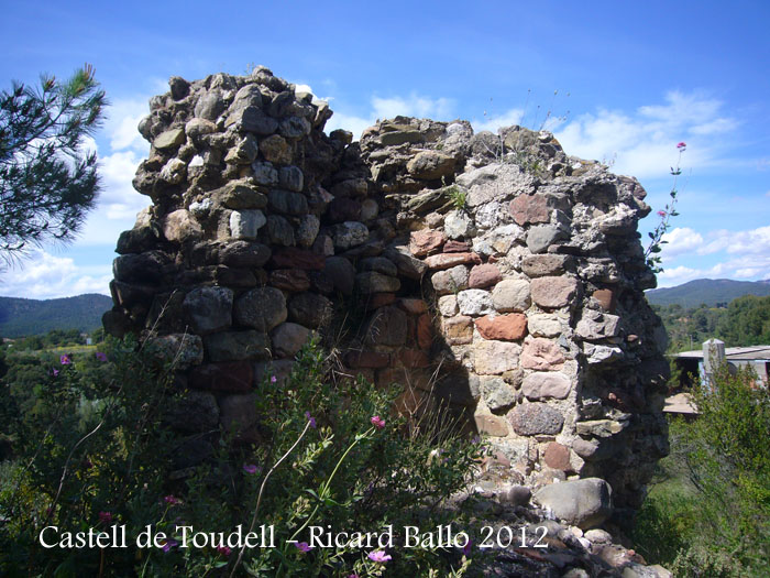 castell-de-toudell-120505_518