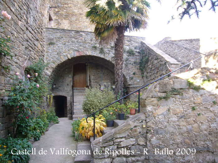 castell-de-vallfogona-de-ripolles-091024_504