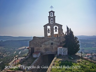 Castell de Vespella - Església de Sant Miquel.